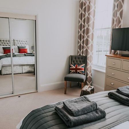 Cavendish House With Secure, Allocated Parking, 2 Mins Walk From Windsor Castle Ngoại thất bức ảnh
