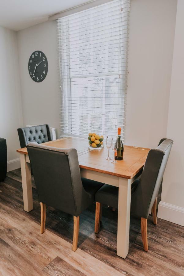 Cavendish House With Secure, Allocated Parking, 2 Mins Walk From Windsor Castle Ngoại thất bức ảnh